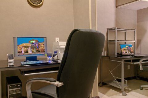 Express & Alexandria, An Ihg Alexandria